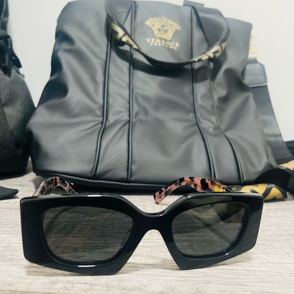 Prada glasses - Picture 3 of 7